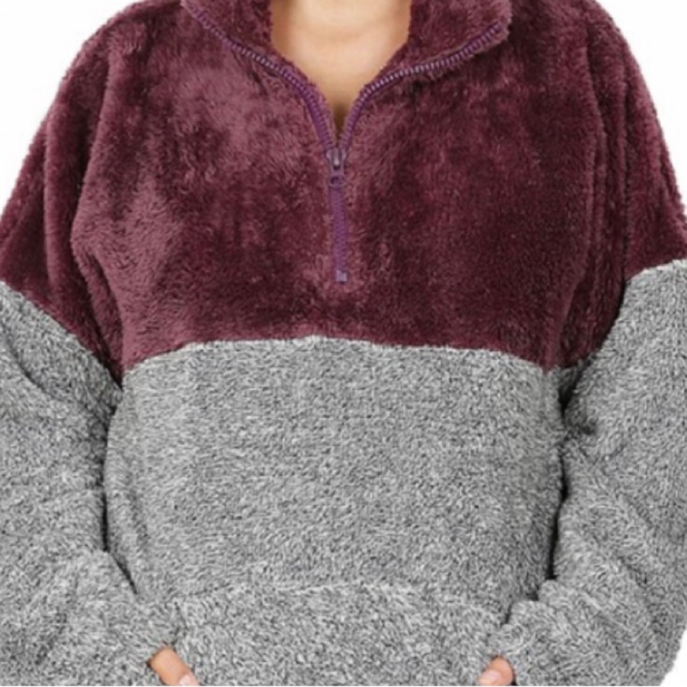 LAST ONE 18 $20 start ❤️ Soft PLUS contrast faux fur pullover - Picture 2 of 4